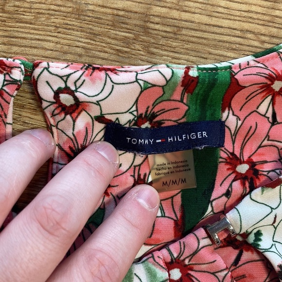 Tommy Hilfiger Floral cutout blouse - Picture 5 of 6